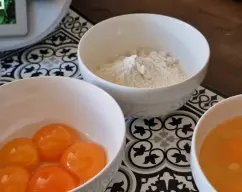 Step <p>Precalienta el horno a 180 °</p> illustration