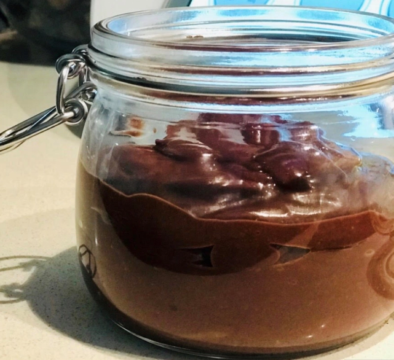 CREMA DE LECHE, CACAO Y AVELLANAS